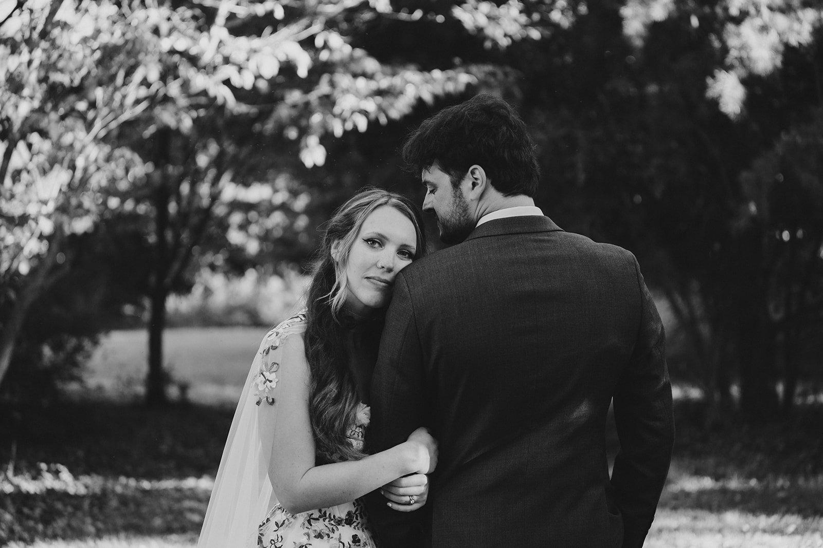 carousel-hero-element image-0